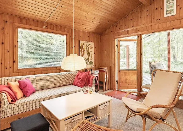 Holiday home 5 Person In Stege-by Traum *